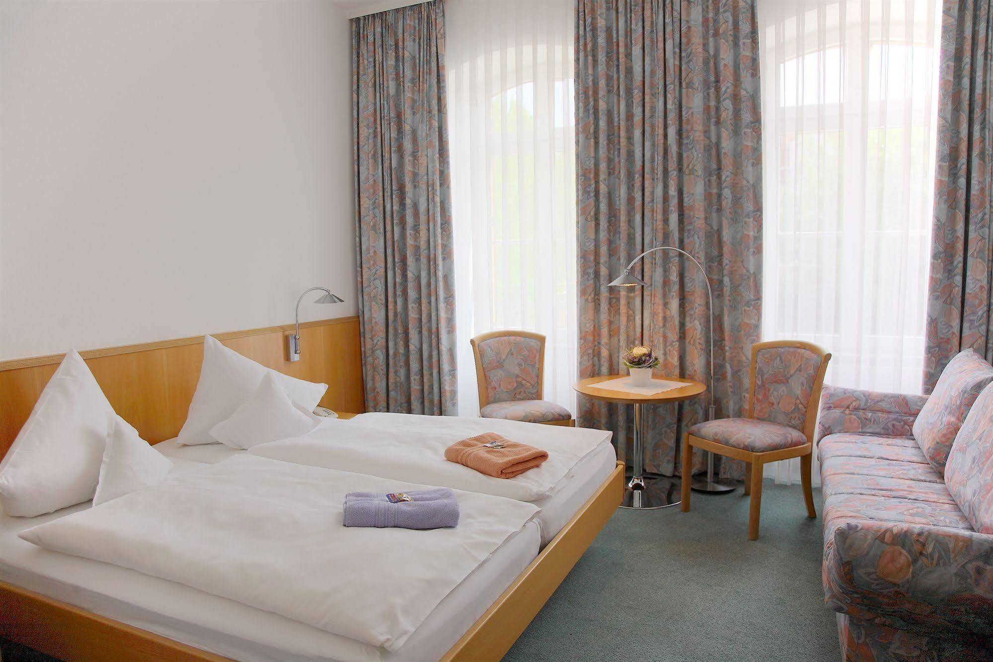 Akzent Hotel デーリッチュ エクステリア 写真